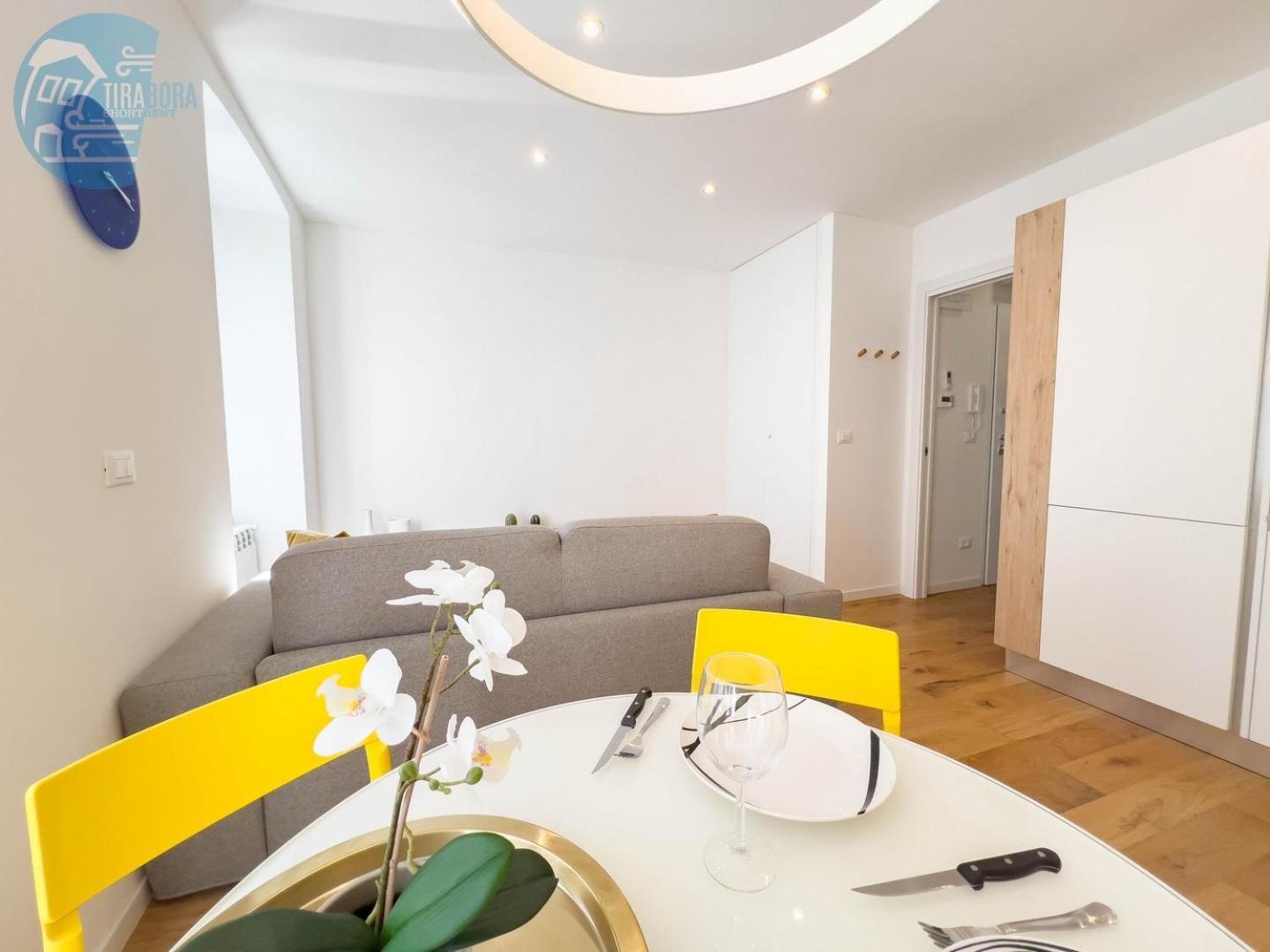 Cassa Di Risparmio 11 Tirabora Short Rent Trieste Exterior foto