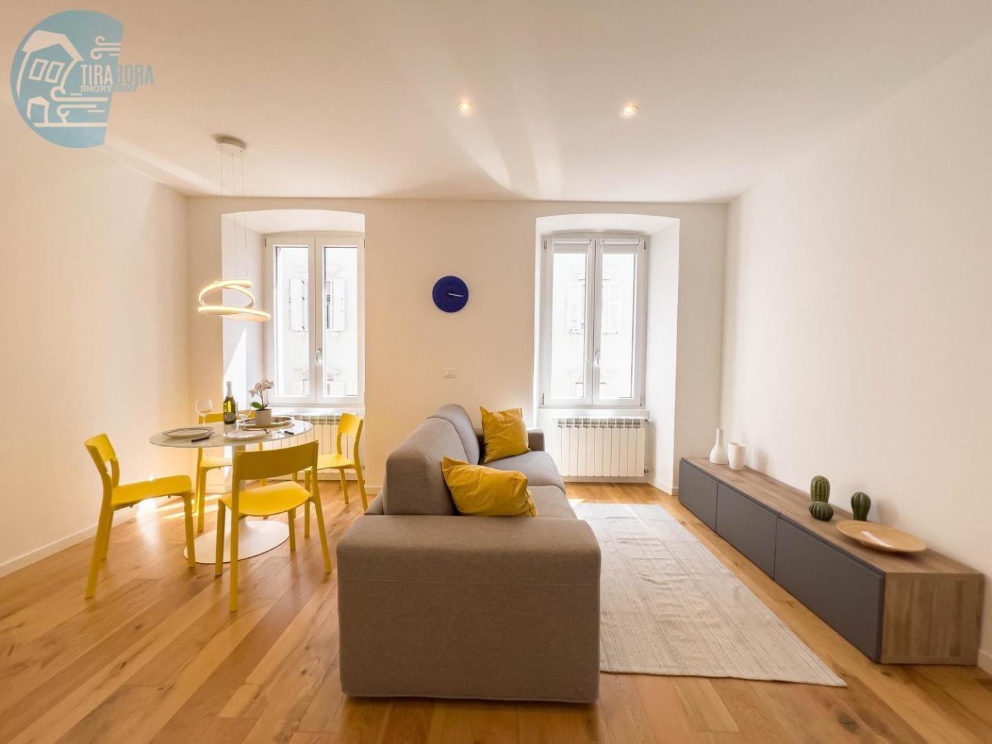 Cassa Di Risparmio 11 Tirabora Short Rent Trieste Exterior foto